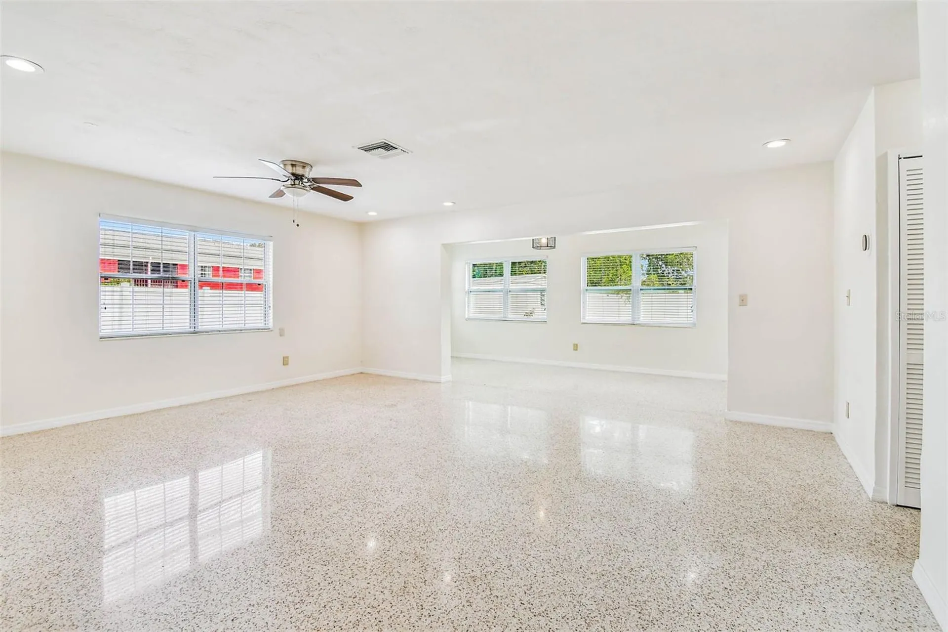 1101 81st Avenue N St Petersburg FL 33702