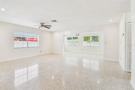 1101 81st Avenue N St Petersburg FL 33702
