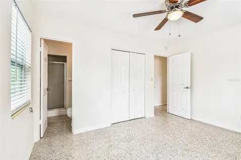1101 81st Avenue N St Petersburg FL 33702
