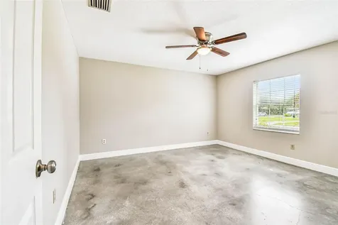 1101 81st Avenue N St Petersburg FL 33702