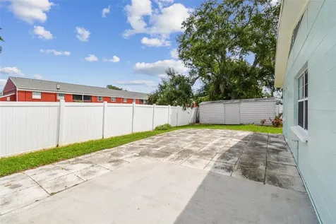 1101 81st Avenue N St Petersburg FL 33702