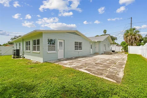 1101 81st Avenue N St Petersburg FL 33702