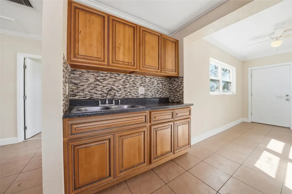 510 S Disston Avenue Tarpon Springs FL 34689