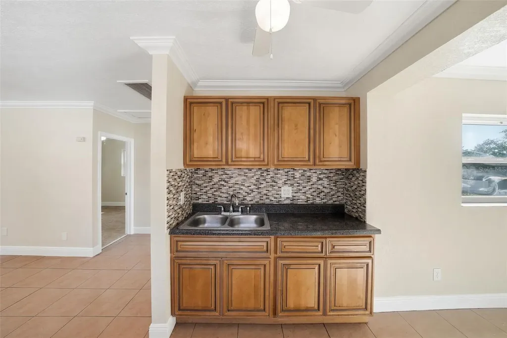 510 S Disston Avenue Tarpon Springs FL 34689