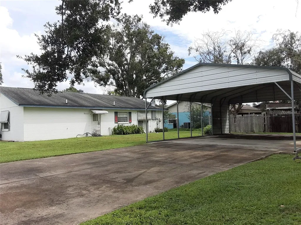 3701 Feather Drive Lakeland FL 33812