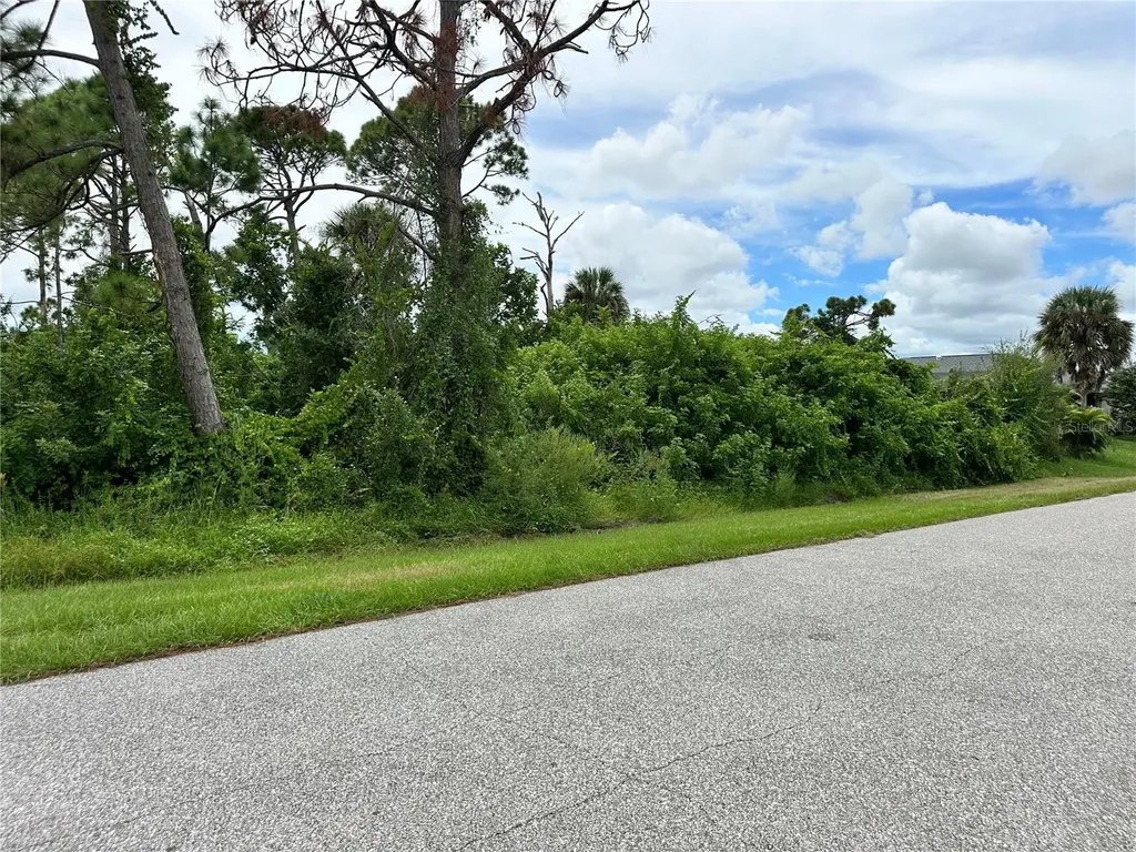 11120 Corrigan Avenue Englewood FL 34224