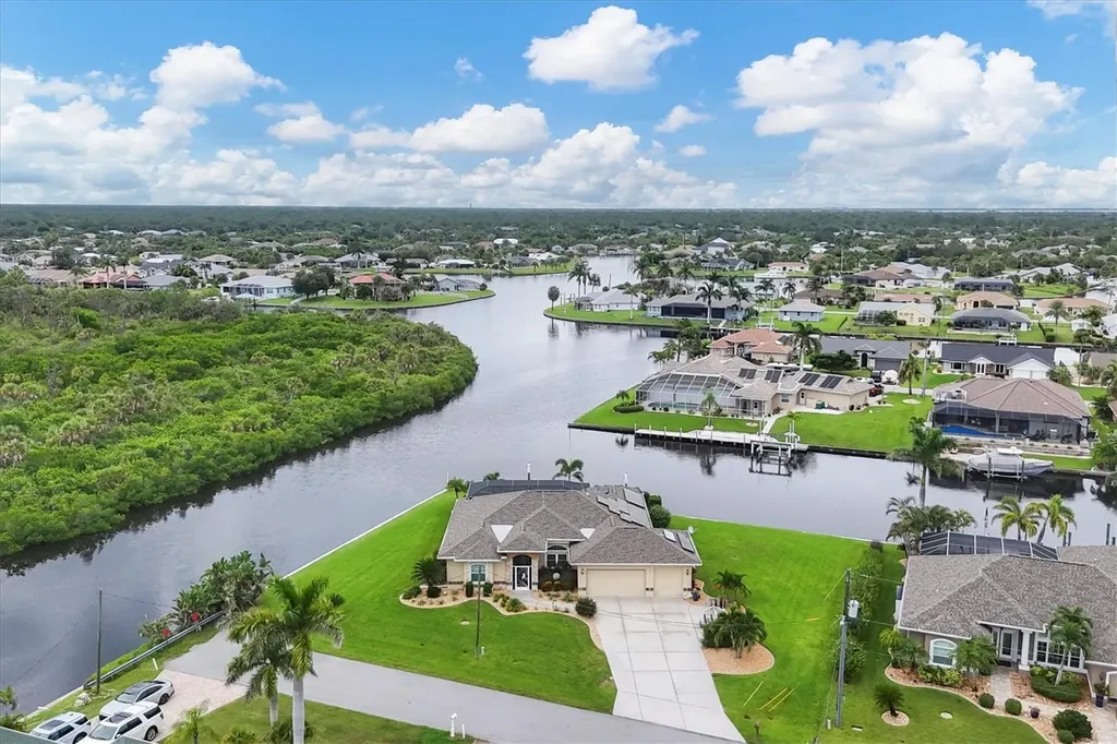4180 Surfside Court Port Charlotte FL 33948
