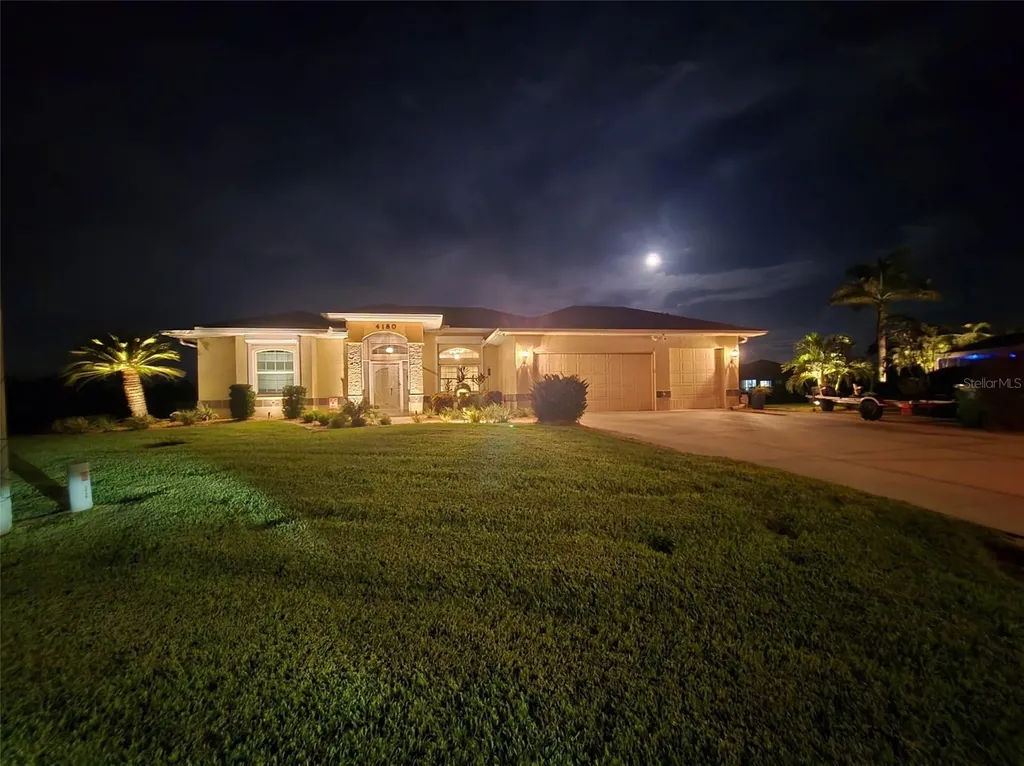4180 Surfside Court Port Charlotte FL 33948