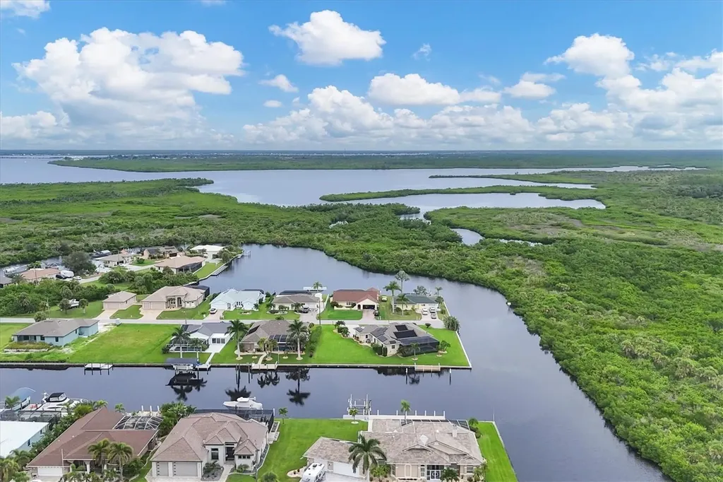 4180 Surfside Court Port Charlotte FL 33948