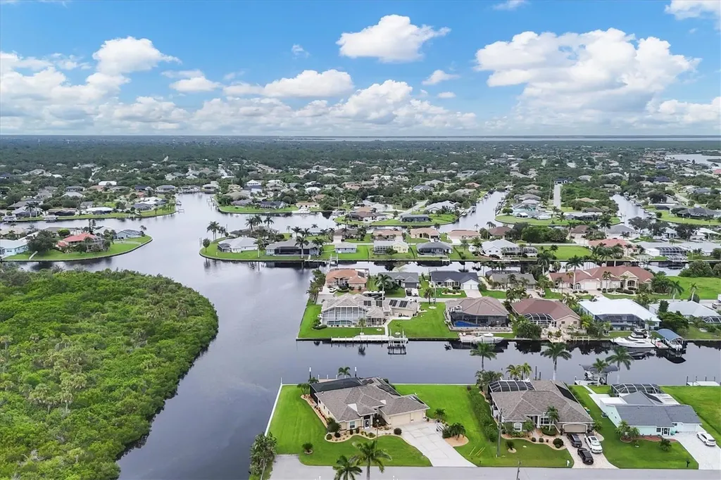 4180 Surfside Court Port Charlotte FL 33948