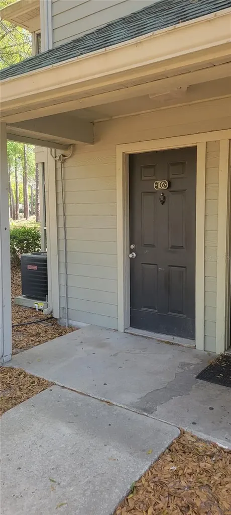 6052 Westgate Drive Orlando FL 32835
