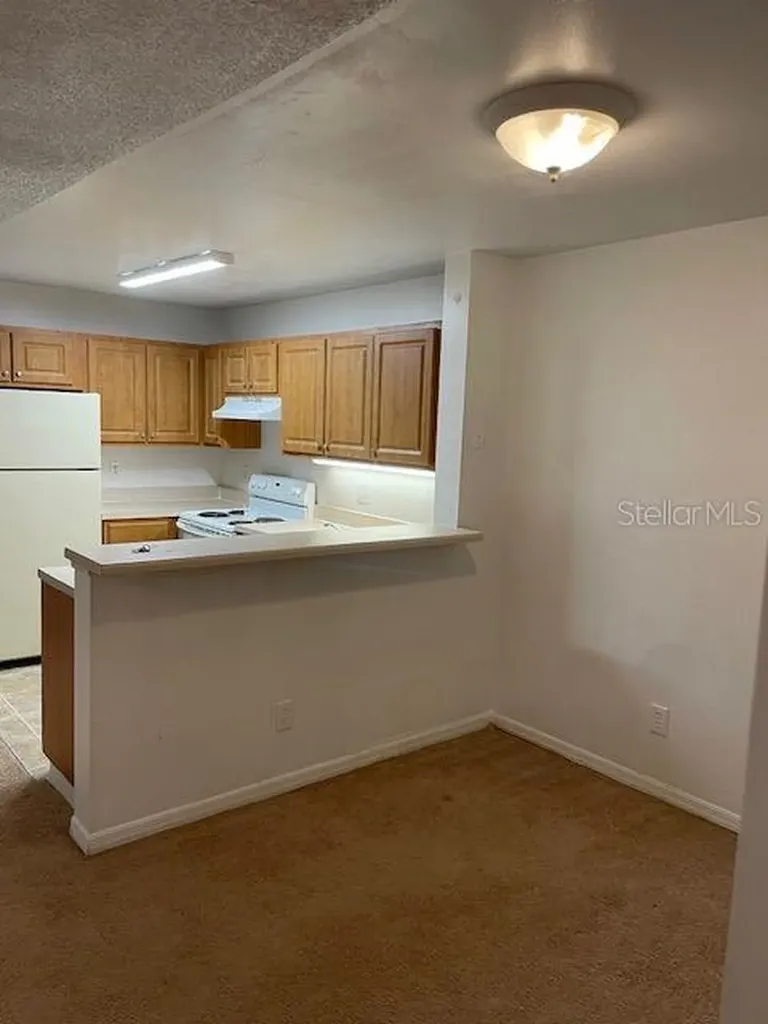 6052 Westgate Drive Orlando FL 32835