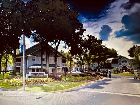 6052 Westgate Drive Orlando FL 32835