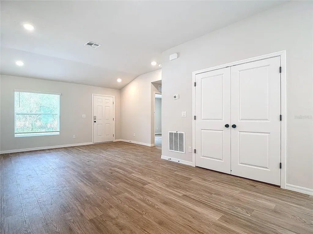 1201 SE 24th Avenue Cape Coral FL 33990