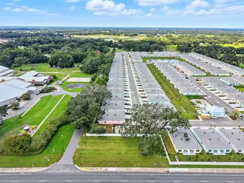 12182 N Us Highway 301 Oxford FL 34484