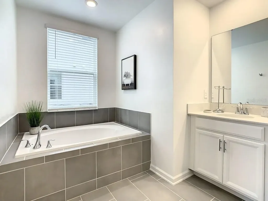 8883 Cabot Cliffs Drive Davenport FL 33896