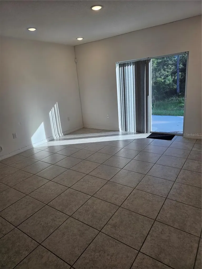 2860 Surf Drive Deltona FL 32738