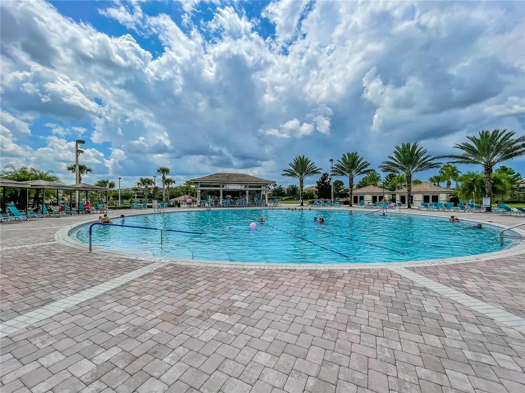830 Drop Shot Drive Davenport FL 33896