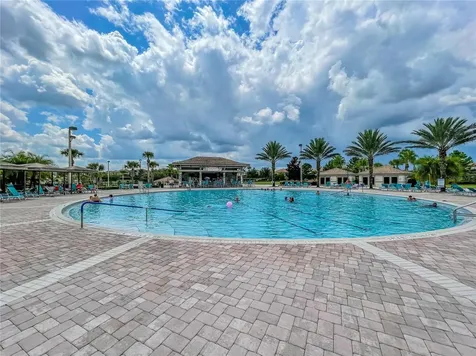 830 Drop Shot Drive Davenport FL 33896