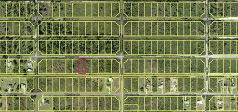 211 Valencia Drive Indian Lake Estates FL 33855