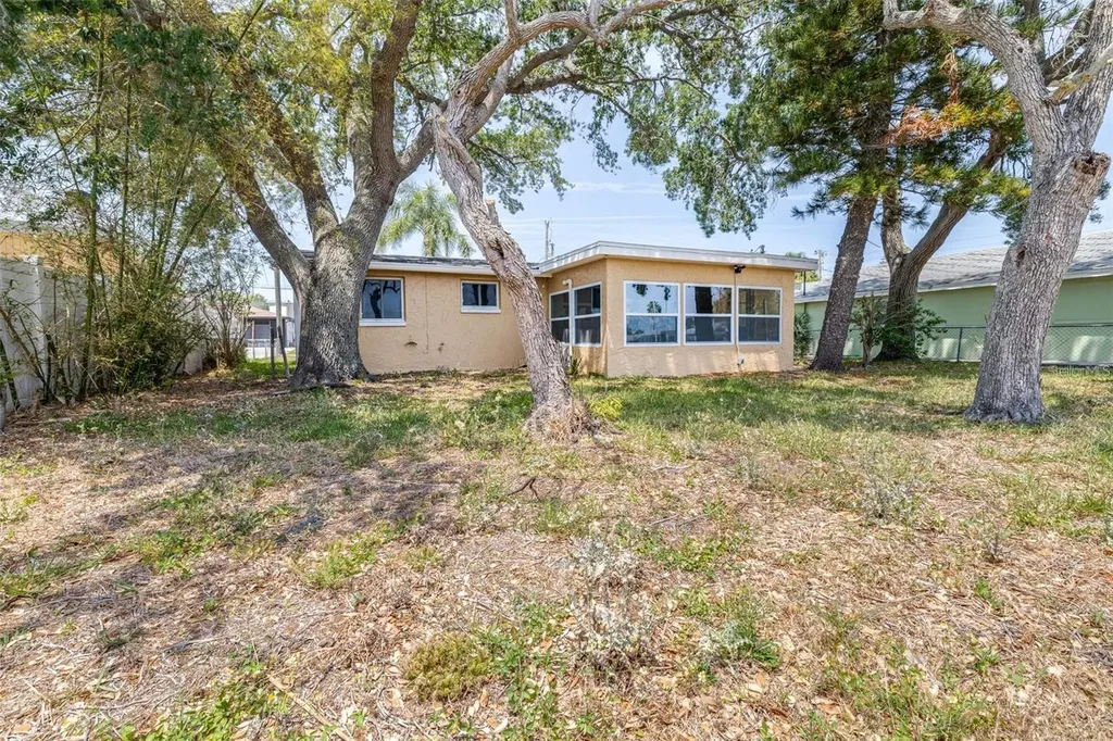 13926 Helen Avenue Hudson FL 34667