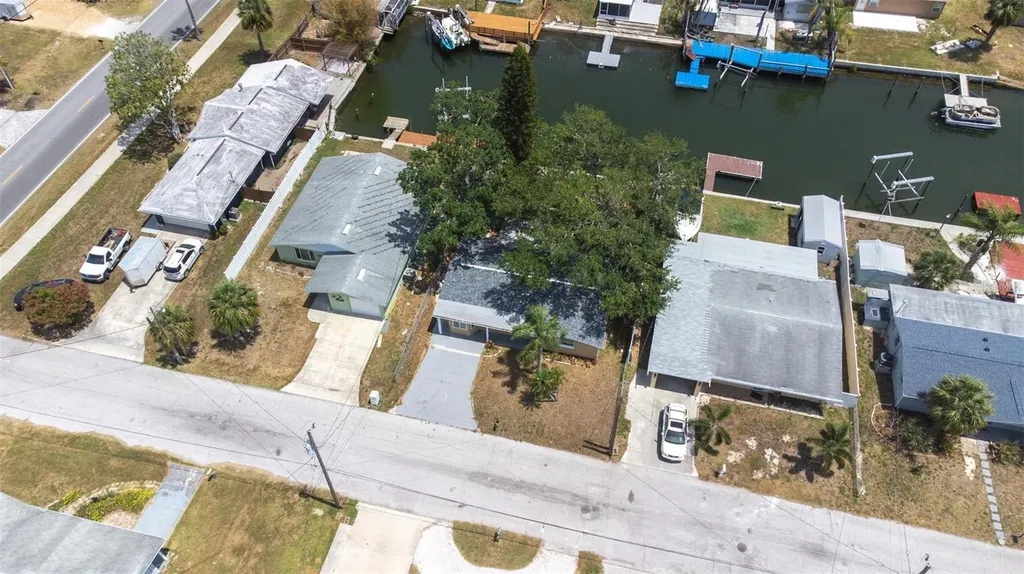 13926 Helen Avenue Hudson FL 34667