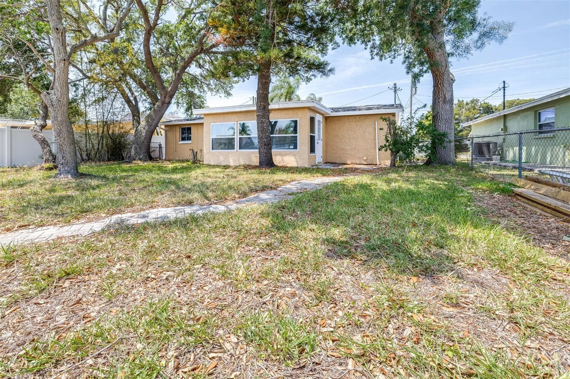 13926 Helen Avenue Hudson FL 34667
