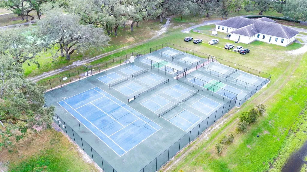 5645 Loretta Court Zephyrhills FL 33542