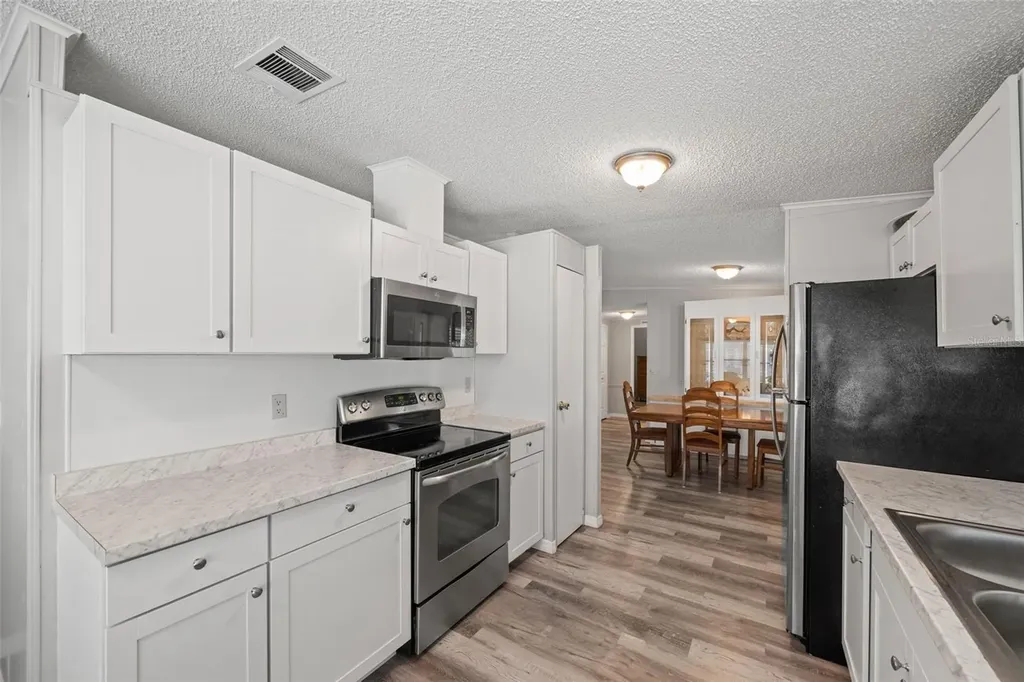 5645 Loretta Court Zephyrhills FL 33542