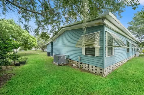 5645 Loretta Court Zephyrhills FL 33542