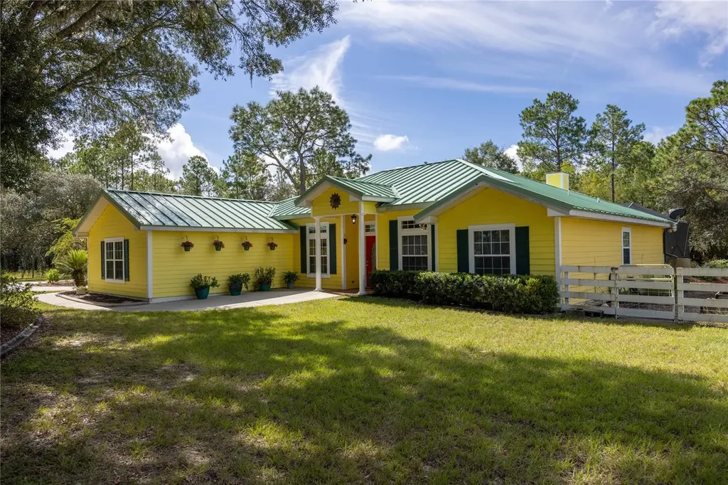 28303 SW 101st Avenue Newberry FL 32669