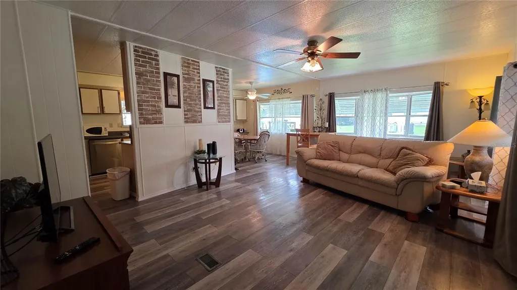 520 Skyline Drive W Lakeland FL 33801