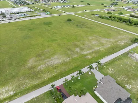 3216 NW 9th Street Cape Coral FL 33993