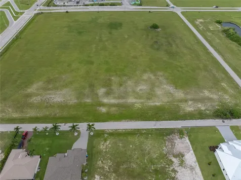 3216 NW 9th Street Cape Coral FL 33993