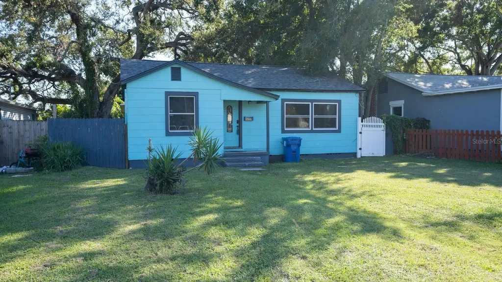 4650 Emerson Avenue S St Petersburg FL 33711