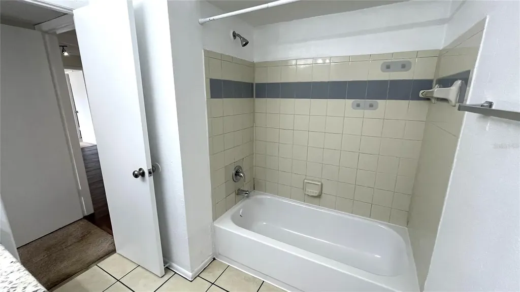 1972 Lake Atriums Circle Orlando FL 32839