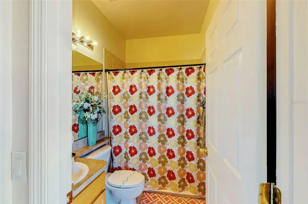 136 Henley Circle Davenport FL 33896