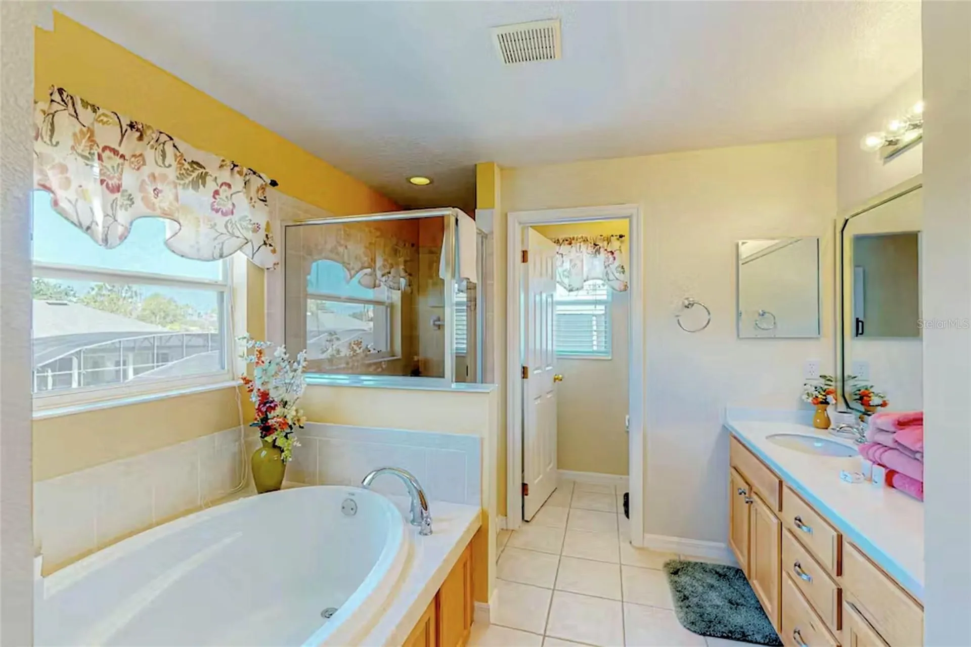 136 Henley Circle Davenport FL 33896