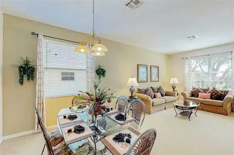 136 Henley Circle Davenport FL 33896