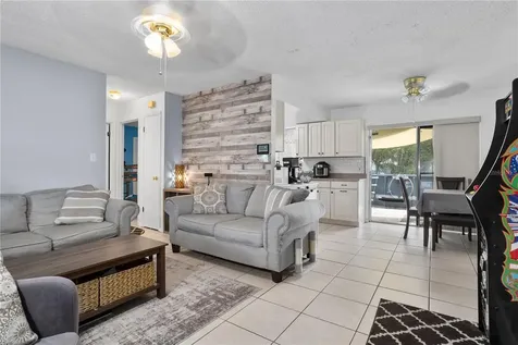 10020 Arbor Ridge Trail Orlando FL 32817