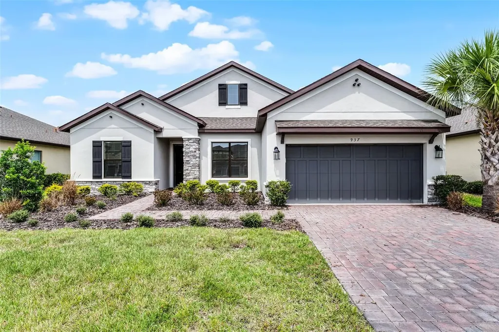 937 Walnut Creek Lane Kissimmee FL 34759