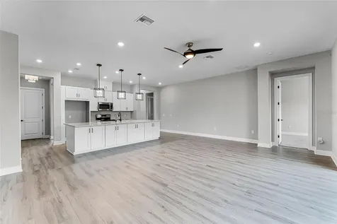 937 Walnut Creek Lane Kissimmee FL 34759