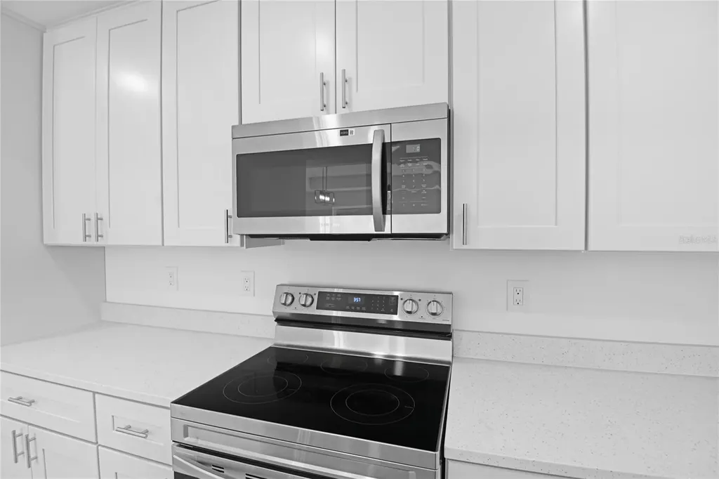 878 Nelson Drive Kissimmee FL 34758