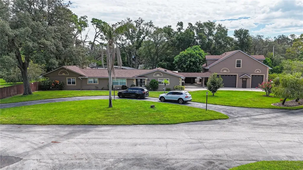 321 Kingsbury Avenue Sanford FL 32771