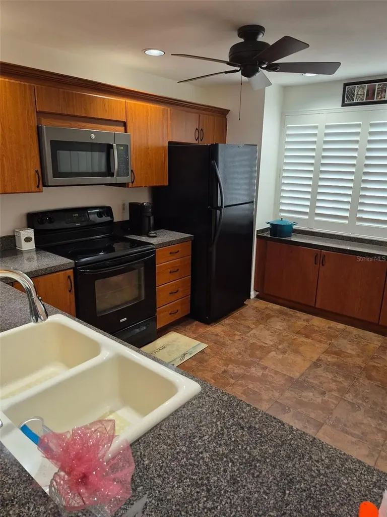 3028 Red Oak Court Palm Harbor FL 34684