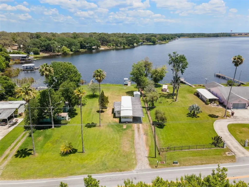 7558 Berkley Road Polk City FL 33868