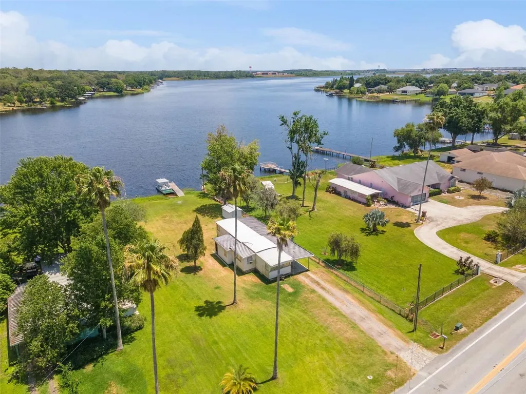 7558 Berkley Road Polk City FL 33868