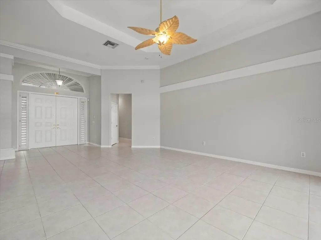 7303 Sawgrass Point Drive N Pinellas Park FL 33782
