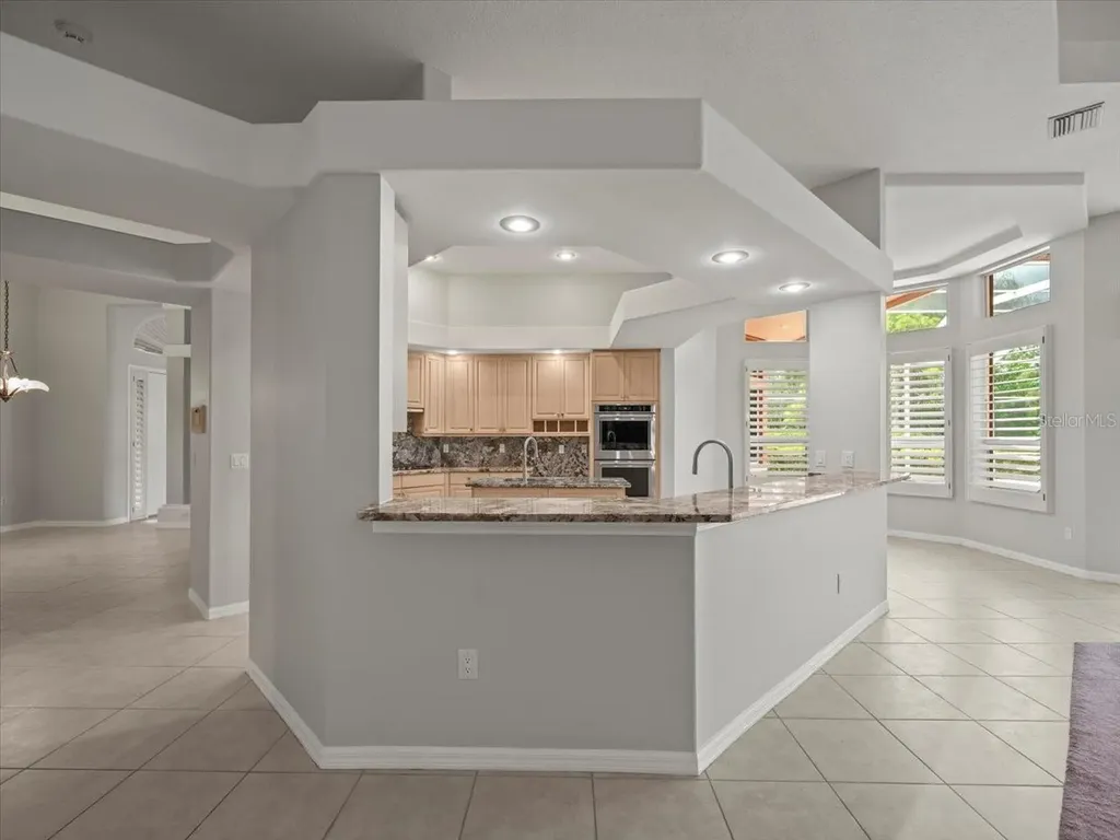 7303 Sawgrass Point Drive N Pinellas Park FL 33782