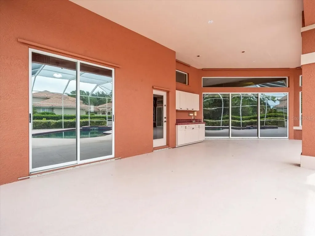 7303 Sawgrass Point Drive N Pinellas Park FL 33782